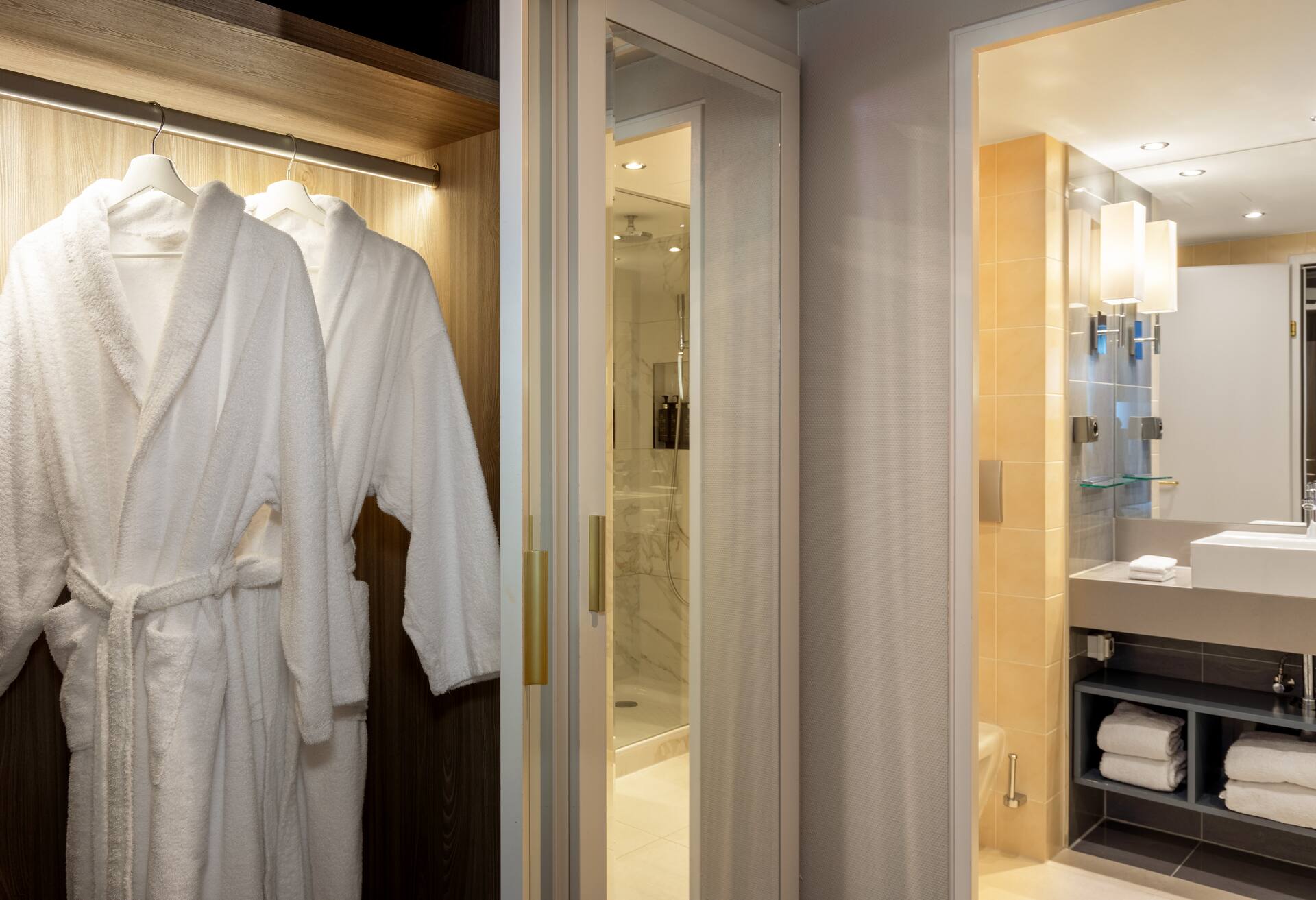 King Deluxe City View Room