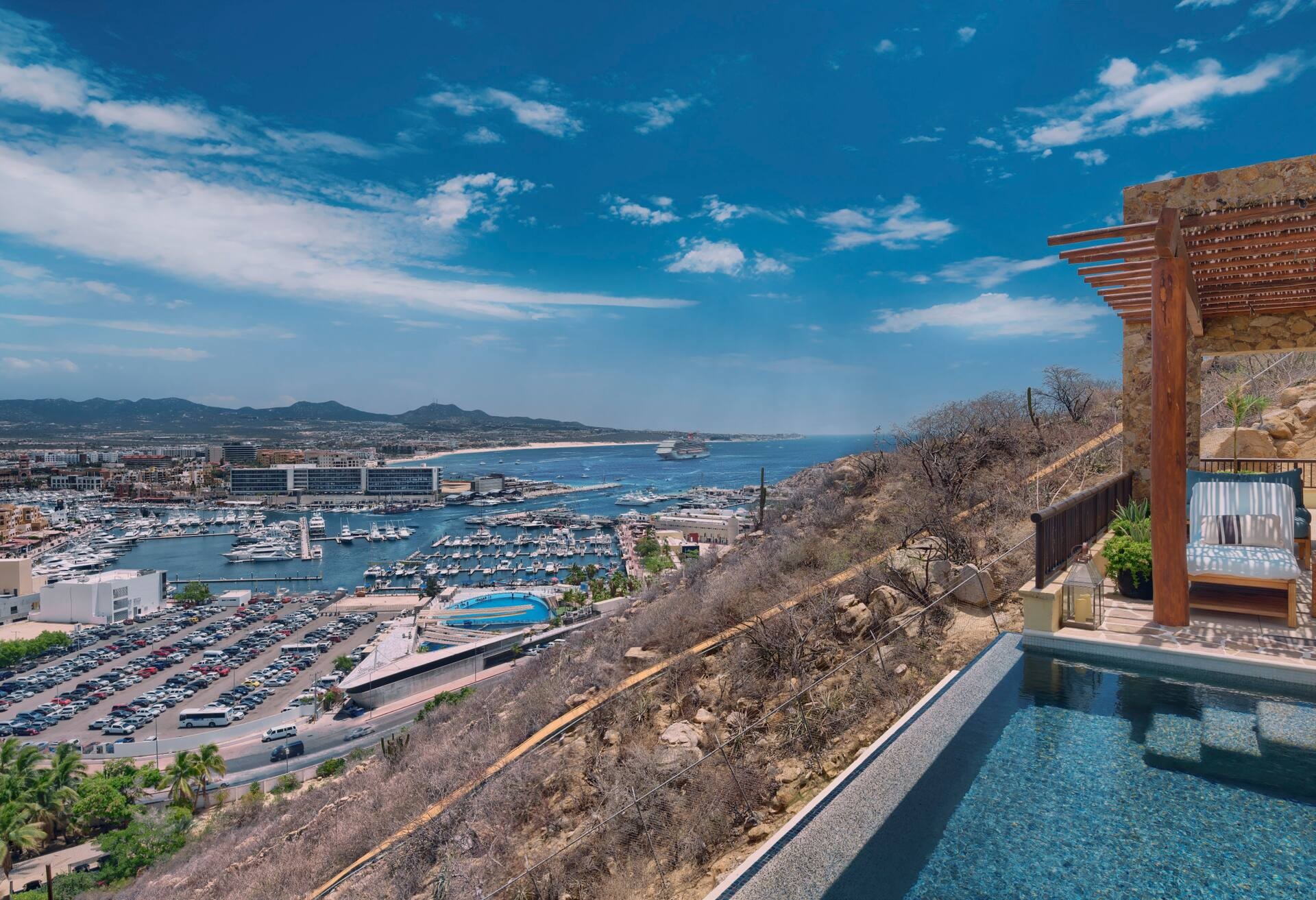 3 Bedroom Private Home Panoramic Marina View