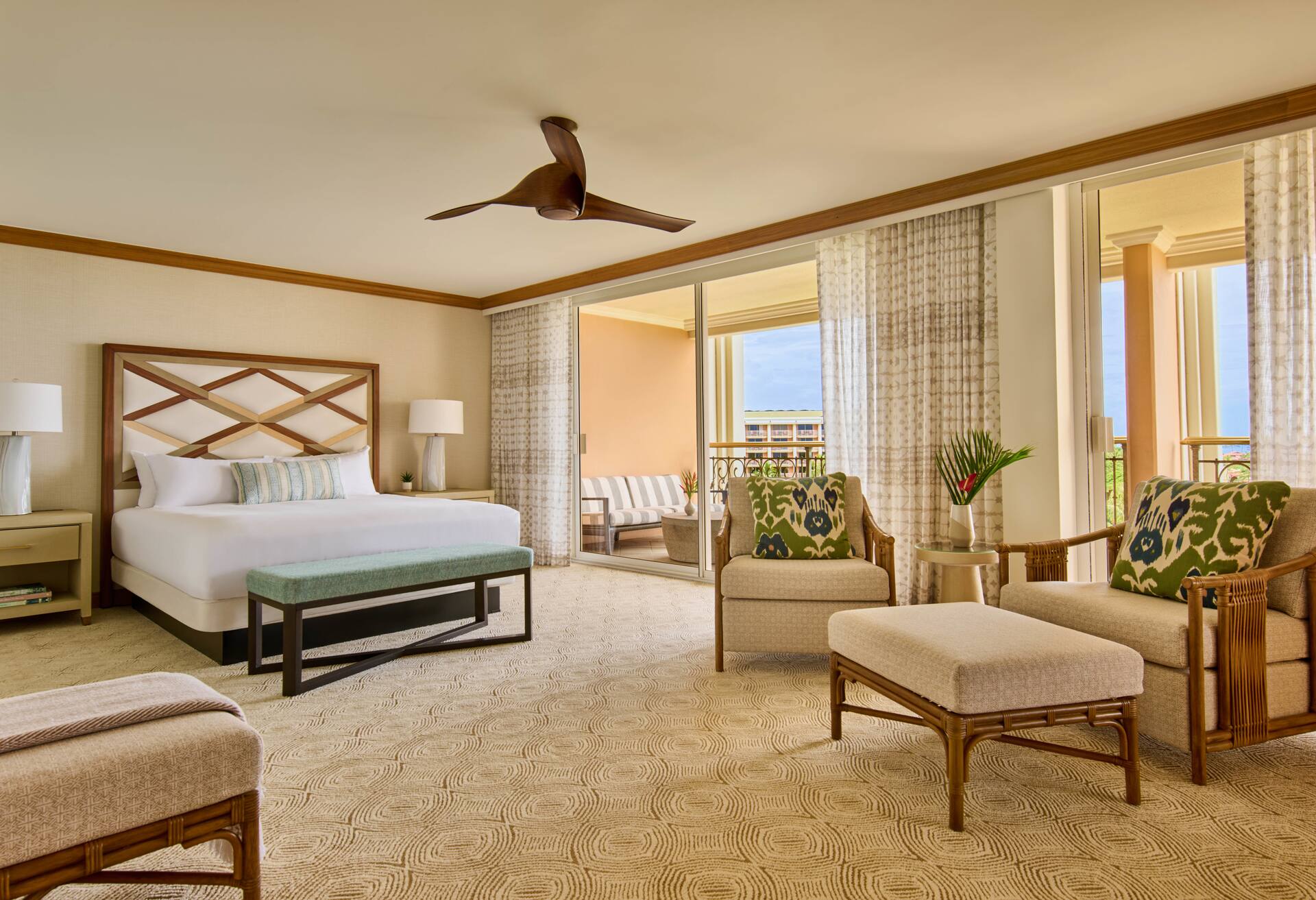 Napua Puakea 1 King Bed Suite with Family Den
