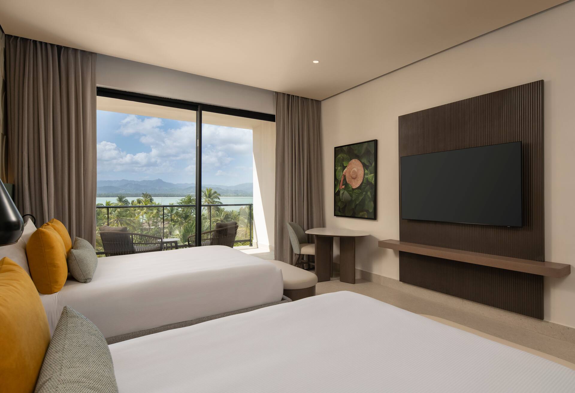 Connecting Club Azure Ocean View Rm Kg - 2qn
