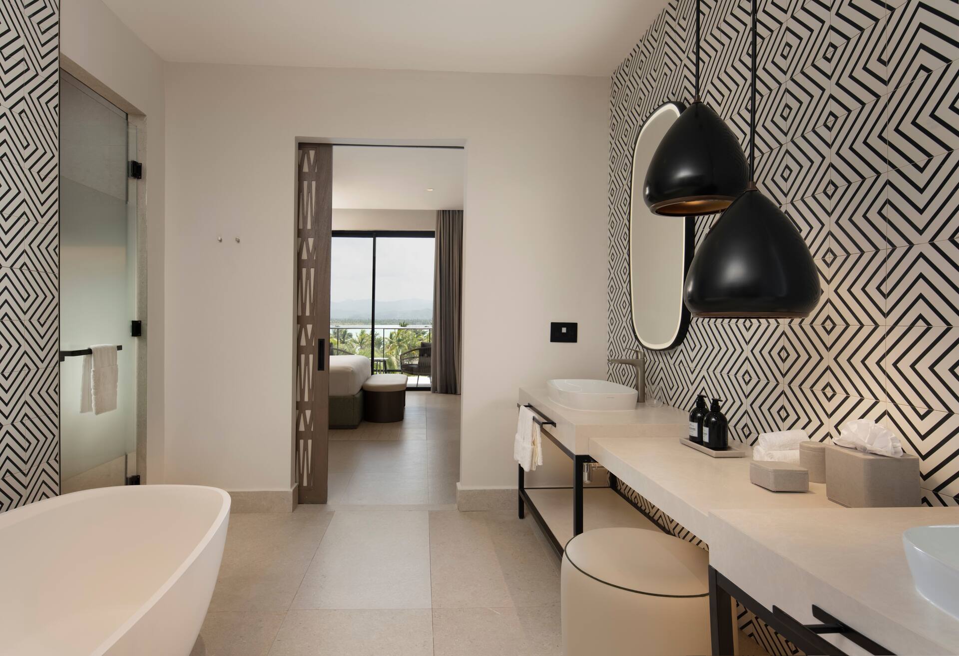 Club Azure 1 Bedroom Suite Tropical - King Bd