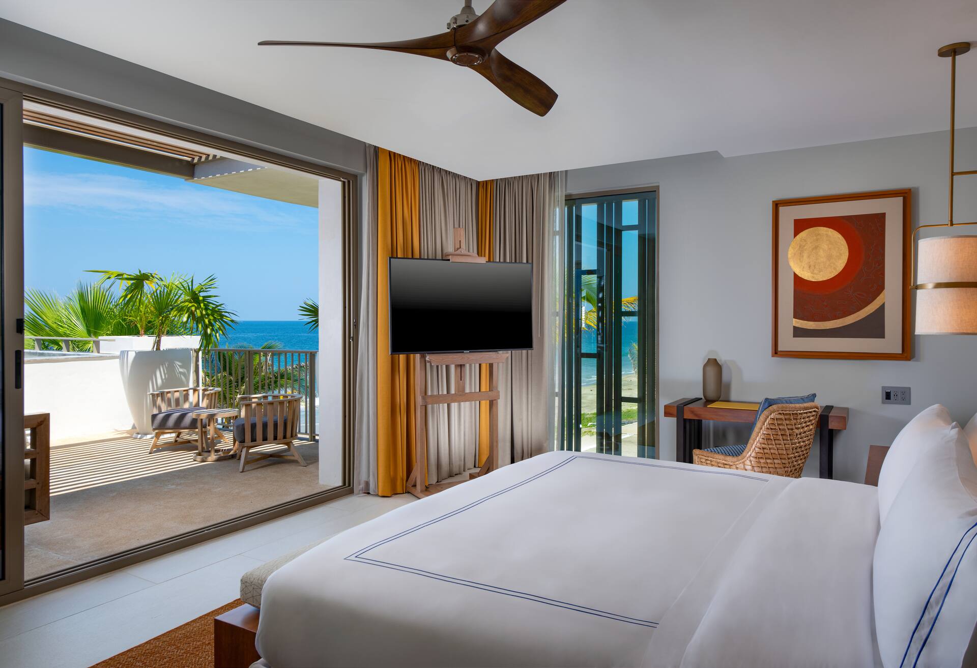 Beachfront Grand Suite Plunge Pool King