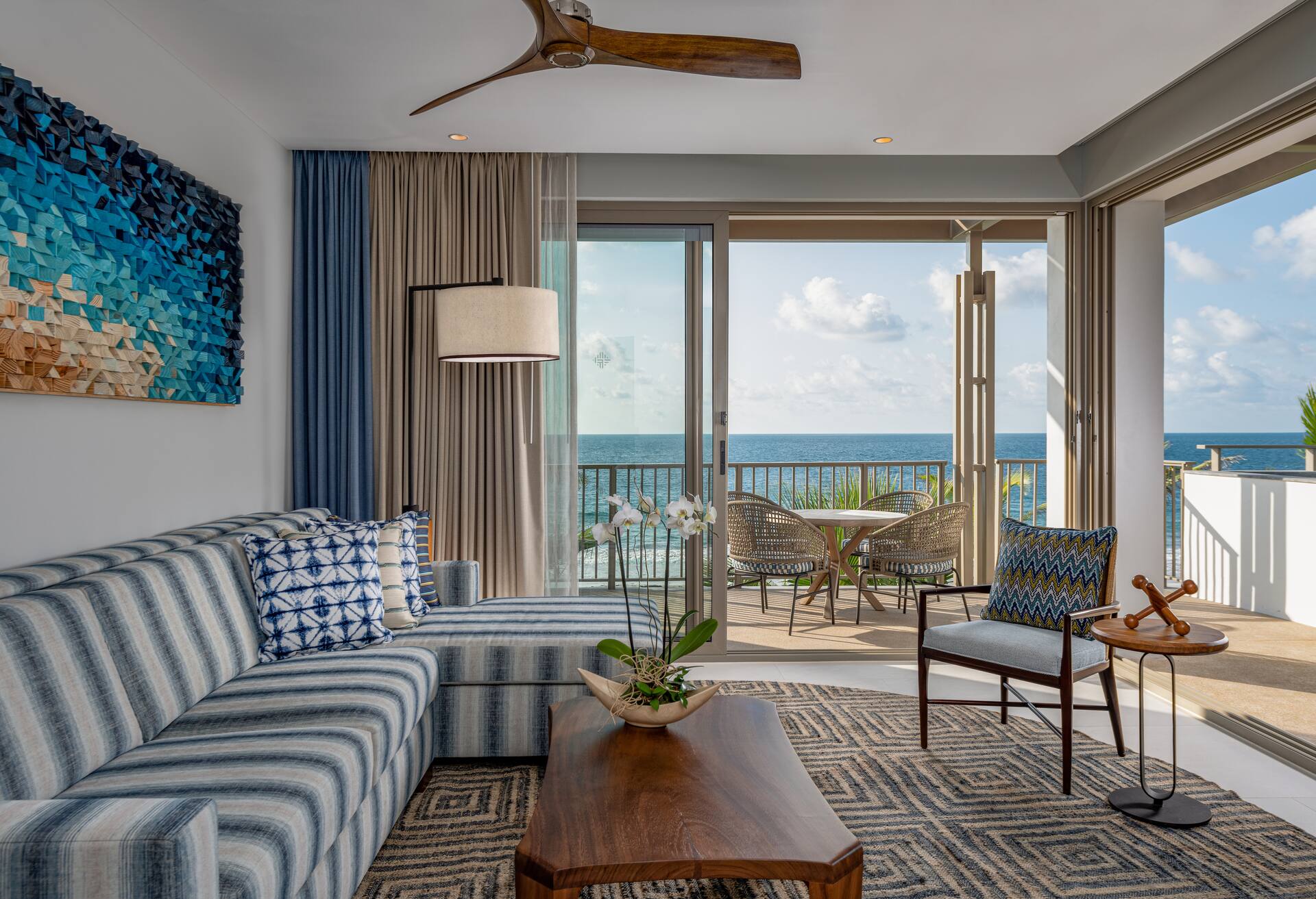 Beachfront Signature Suite Plunge Pool King