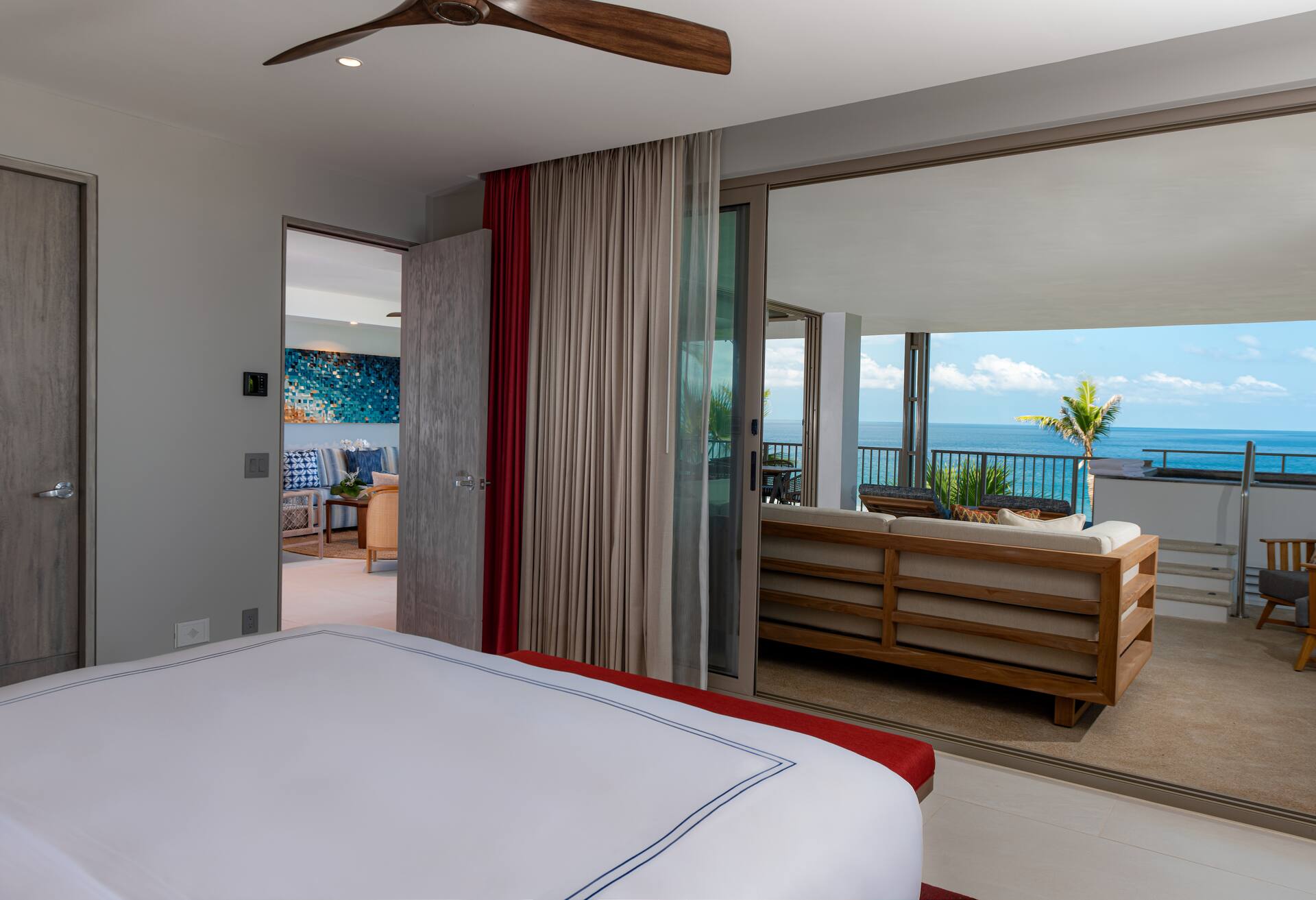 Beachfront Premier Suite Plunge Pool King