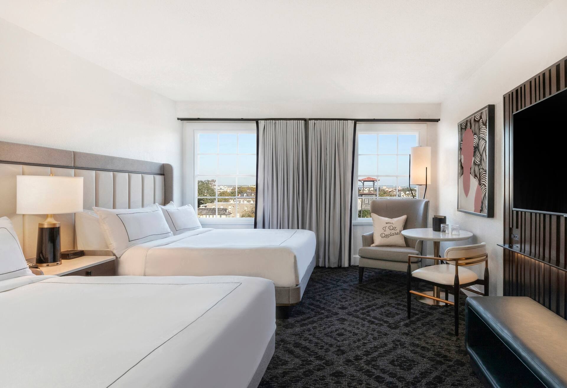 2 Queen Beds Deluxe Room W/city View