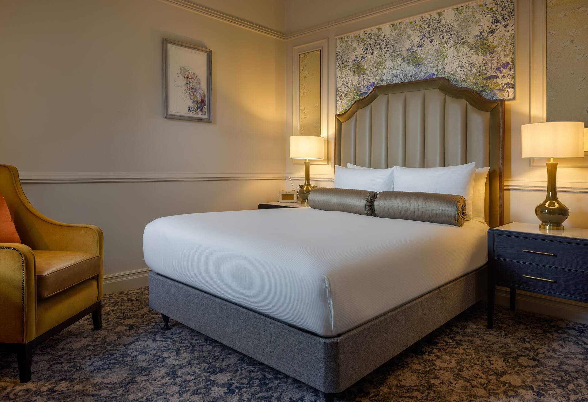 Queen Junior Suite with Castle View