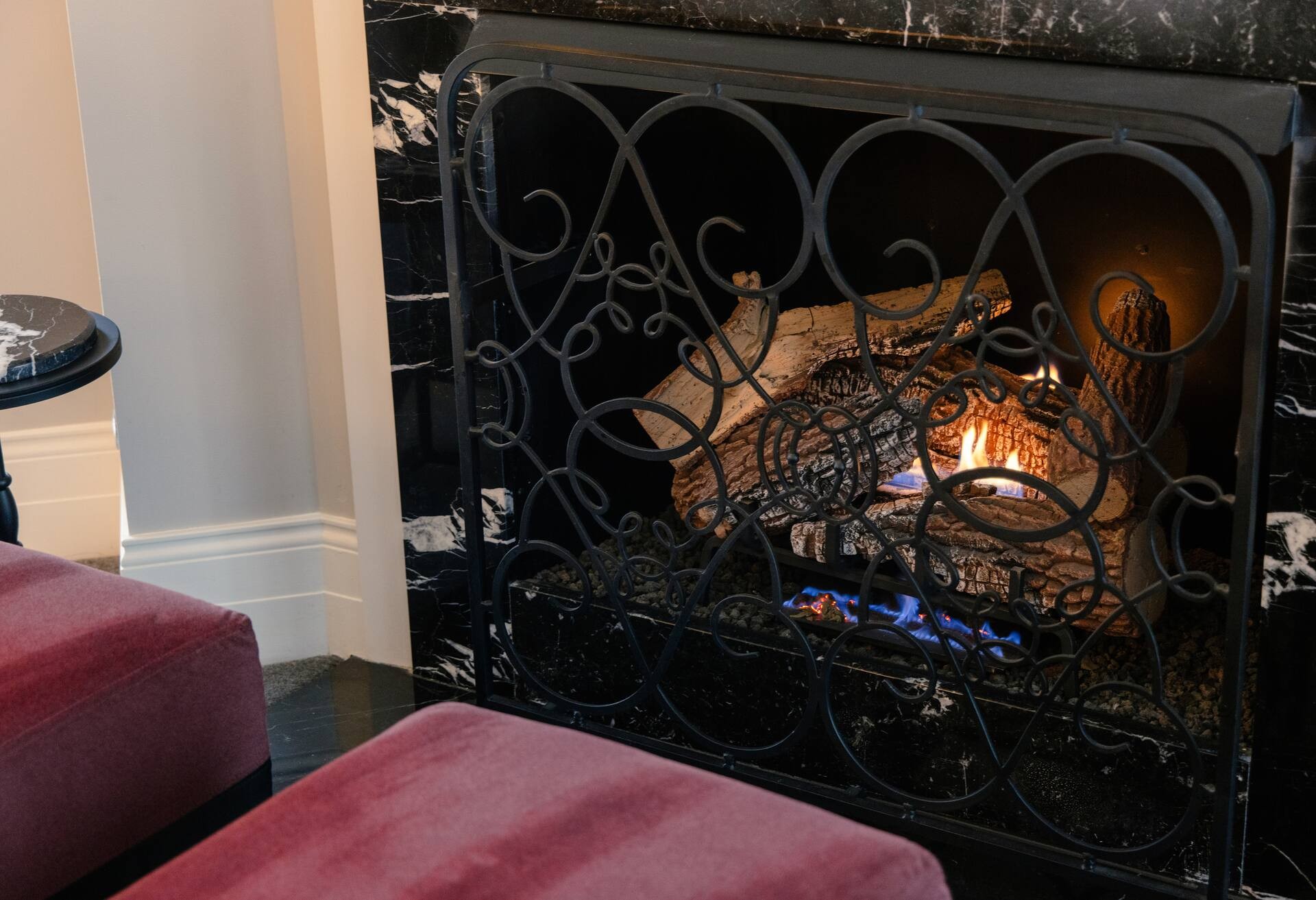 One Bdrm Terr Suite W/ Fireplace Acc Ri Shwr