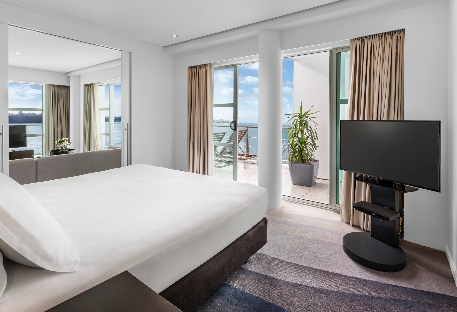King Relaxation Suite