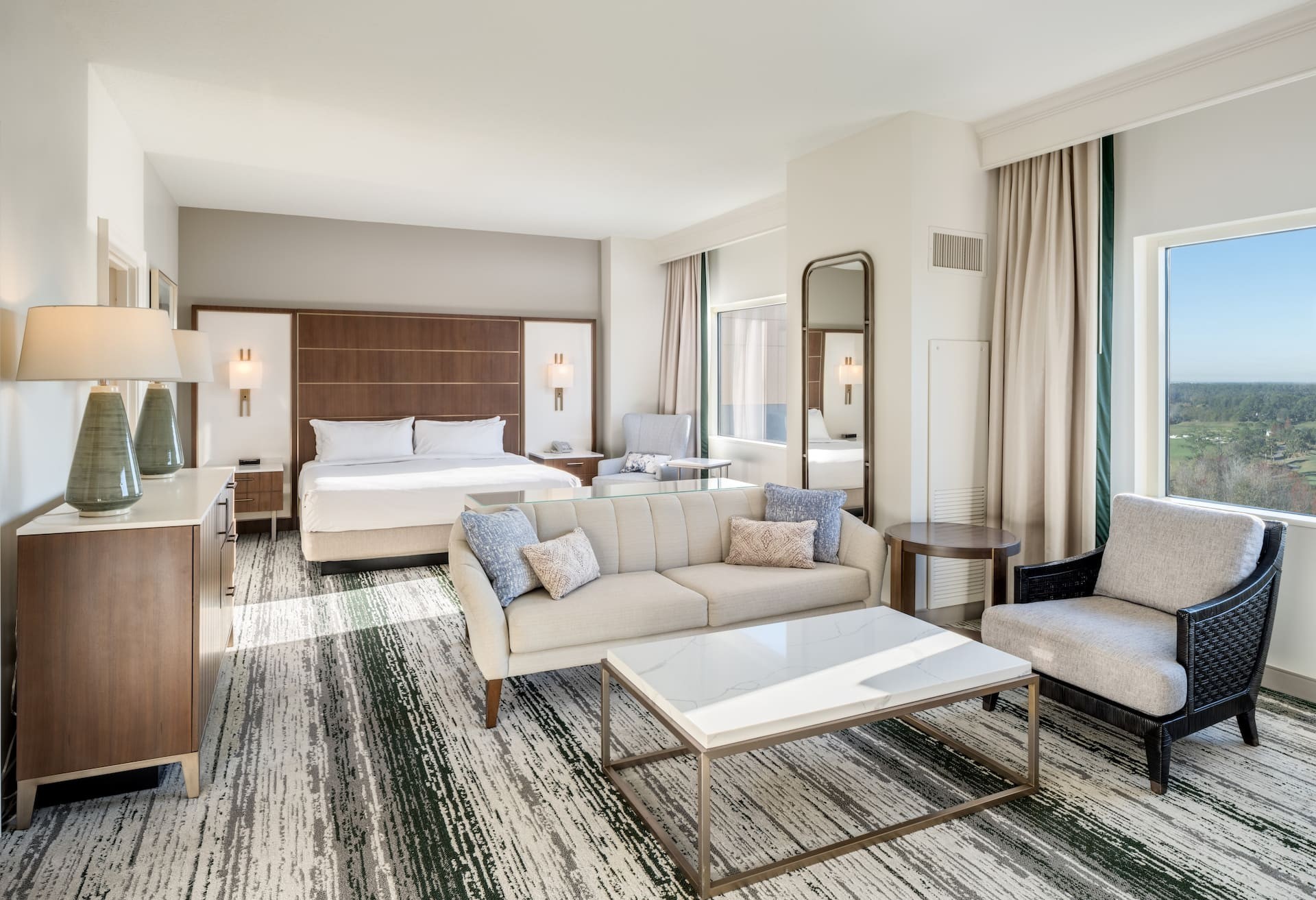 Executive Suite, 1 King Bed, Accessible (Roll-in Shower) thumbnail 6