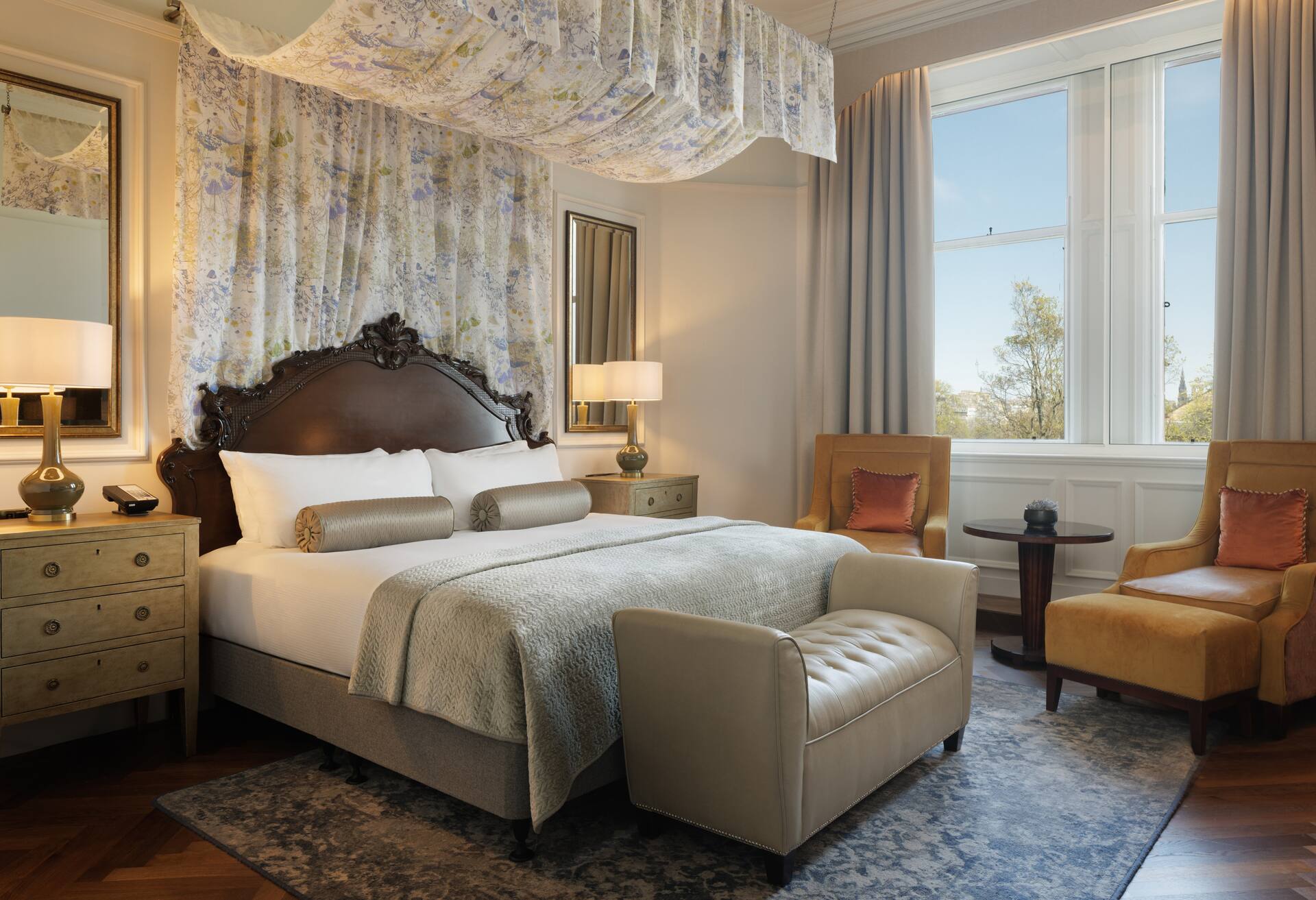 Robert Louis Stevenson Suite with Castle View photo 1