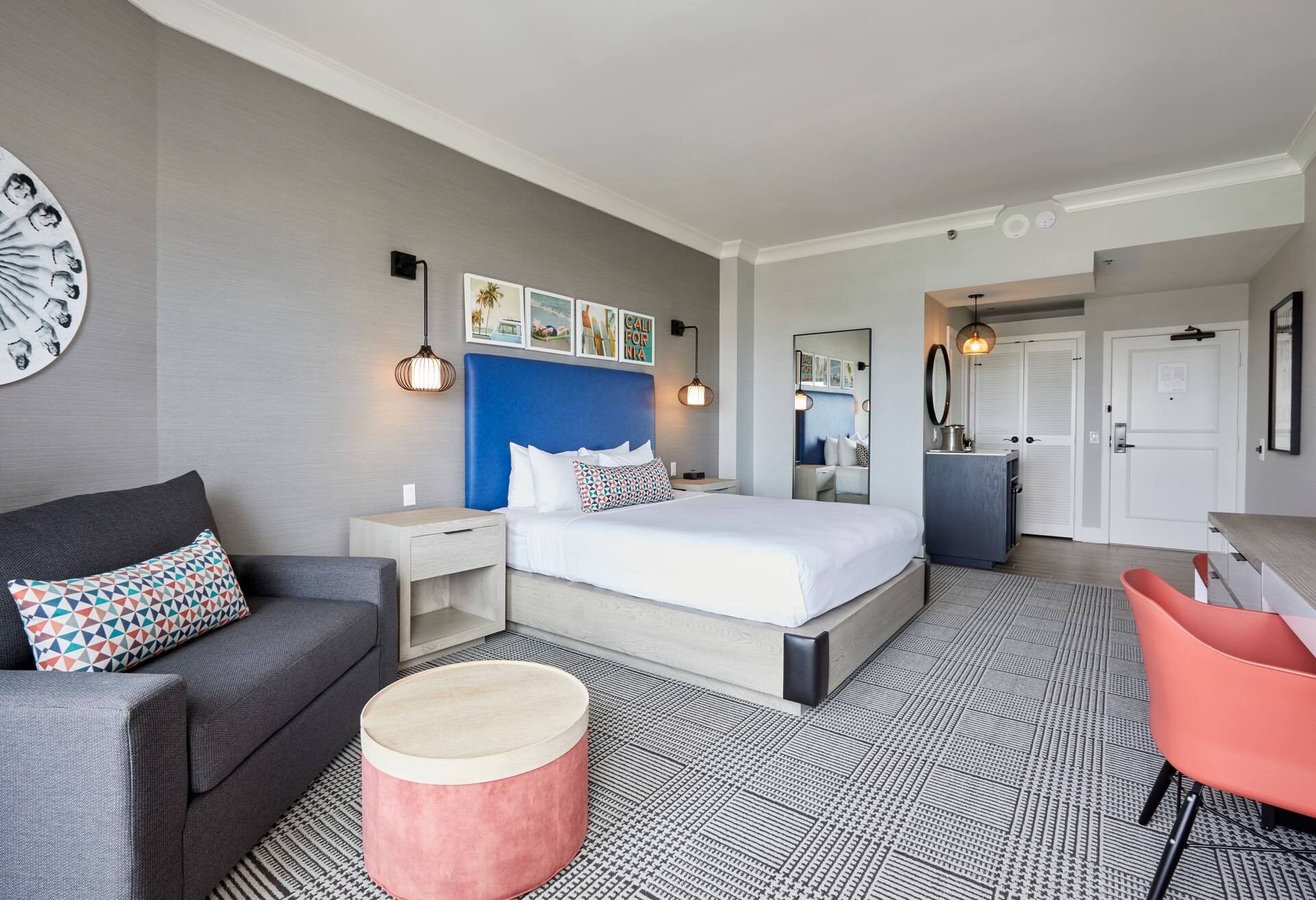Oceanview 1 King Bed photo 1