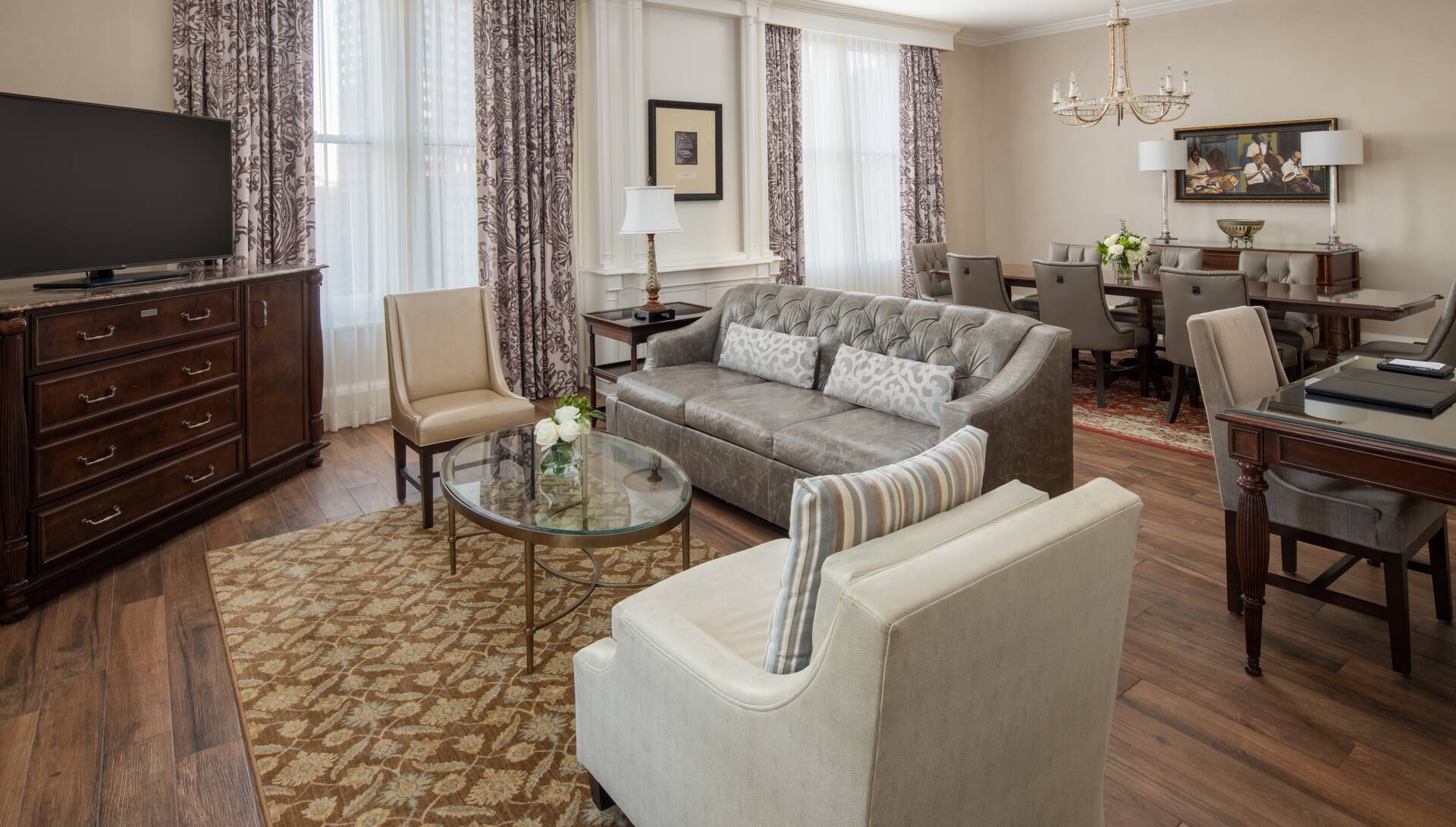 1 King Bed 1 Bedroom Presidential Suite
