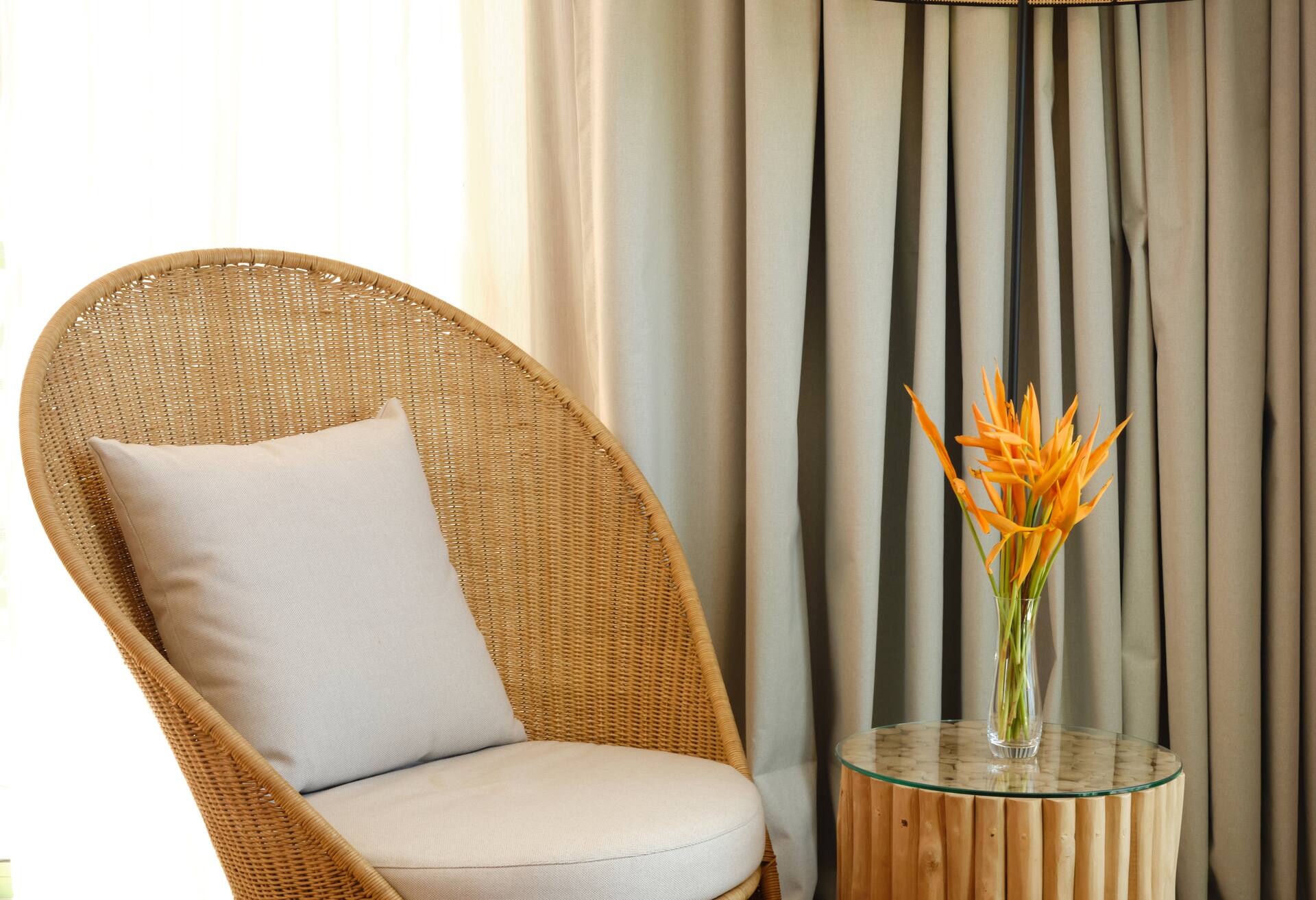 1 King Bed Royal Ocean View Suite Hiro