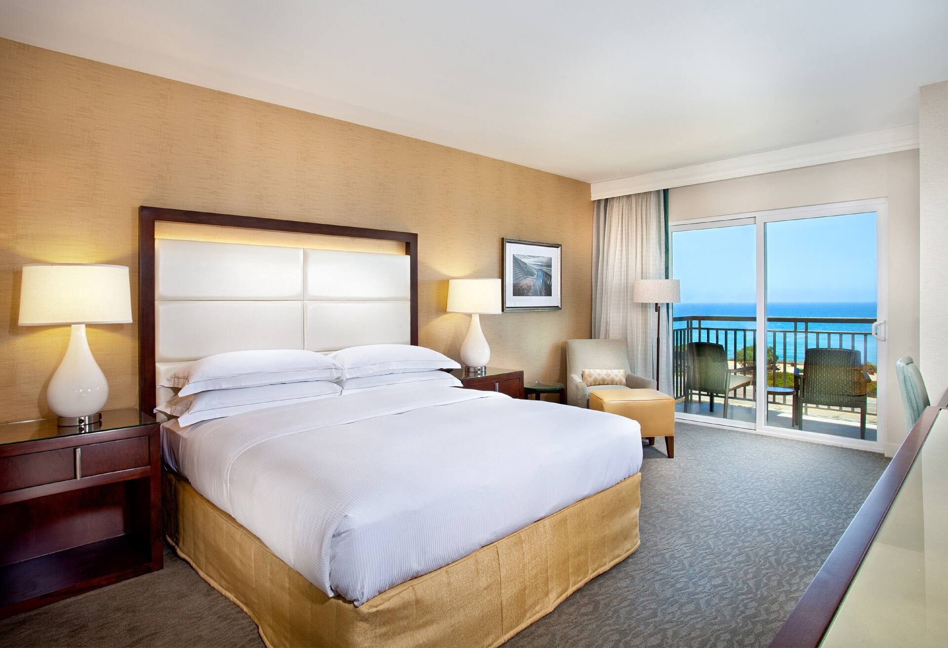 1 King Oceanview Balcony photo 1