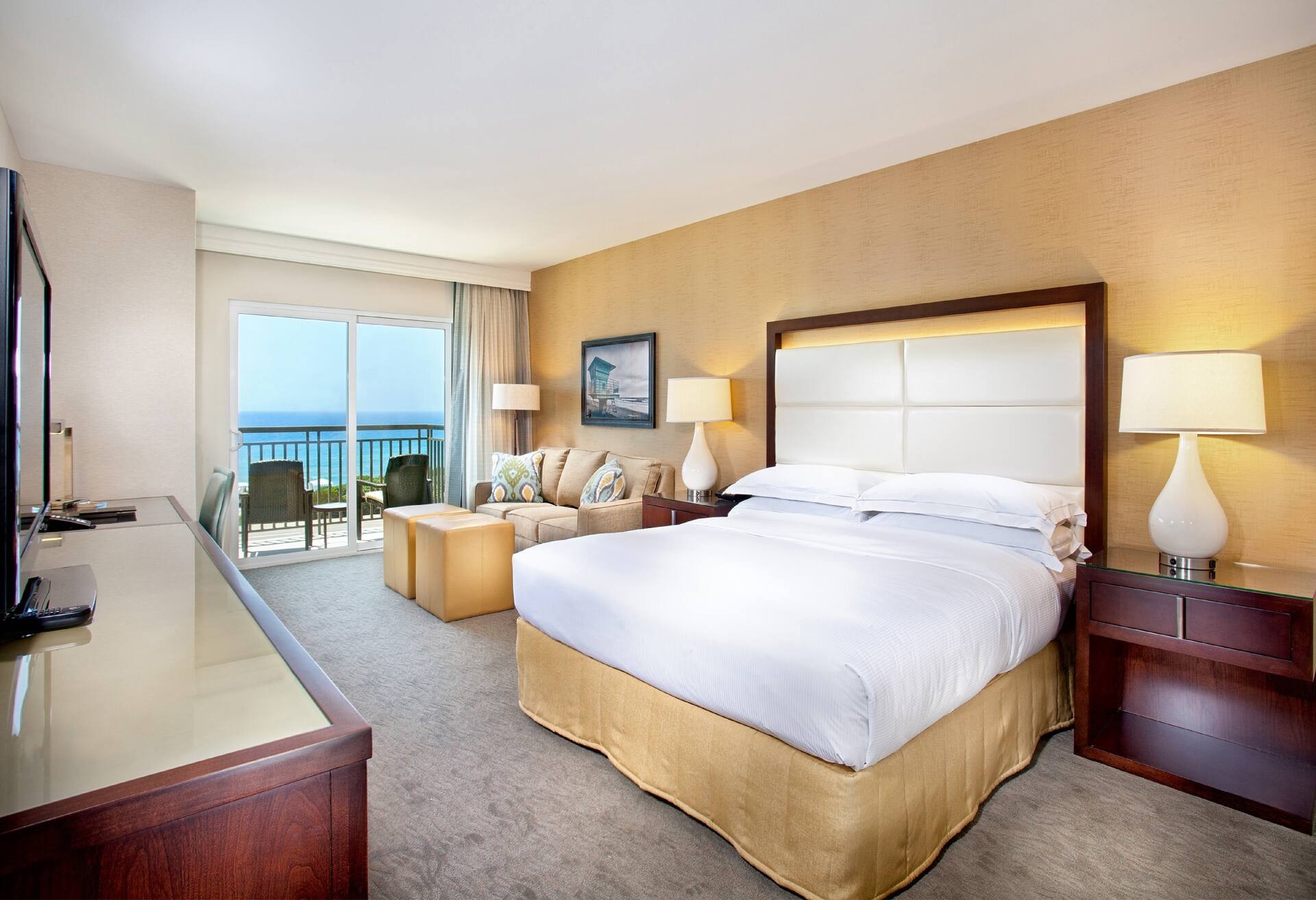 1 King Oceanview Balcony with Sofabed photo 1
