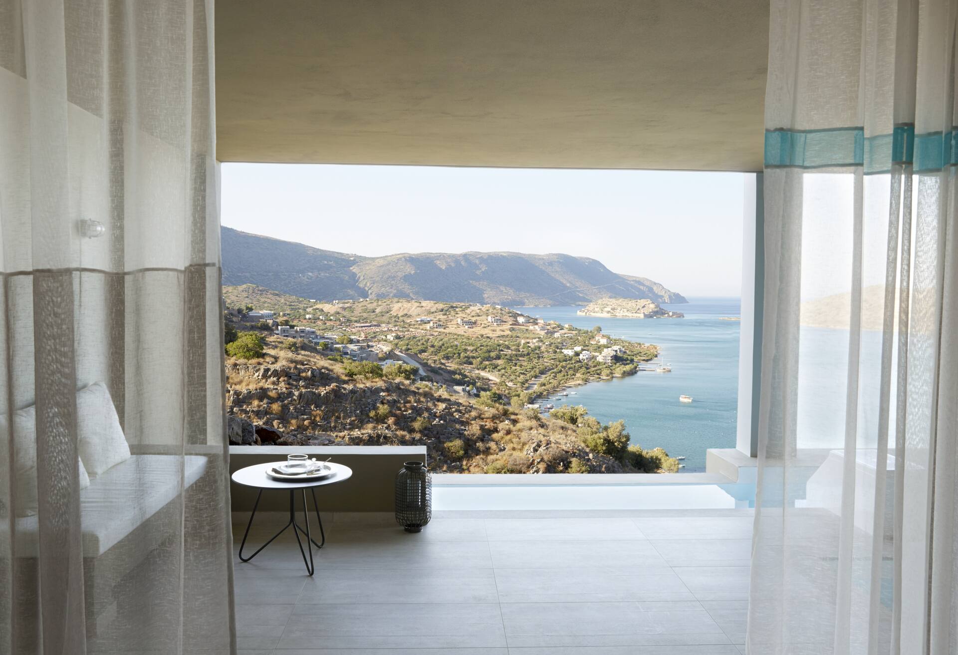 Queen Sapphire Zen Suite with Private Pool