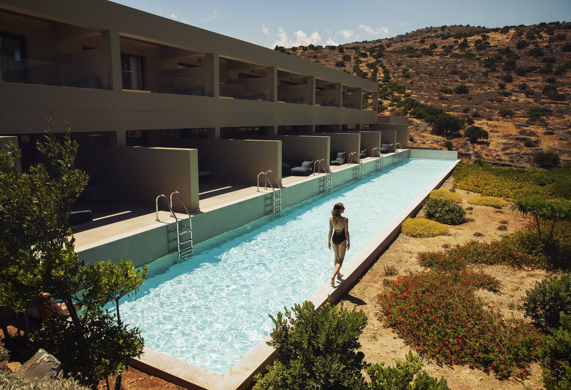 Queen Sapphire Zen Suite with Sharing Pool