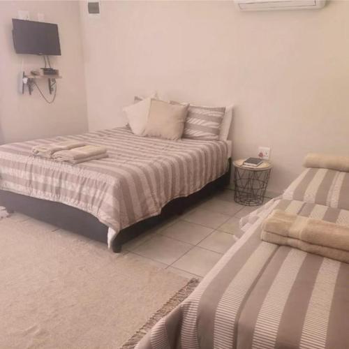 4 Sleeper Room