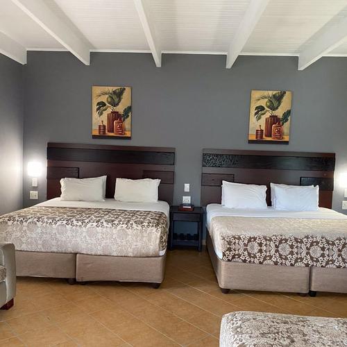 Family Room 6 Sleeper