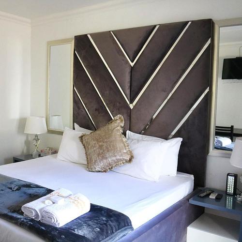 Arusha King Room