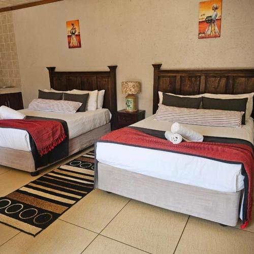 Twin Bed Room