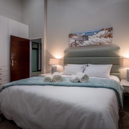 Eastern View Suite