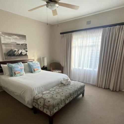 Comfort Queen Room