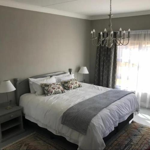 Unit 3 (2 Bedroom 2 Bathroom)