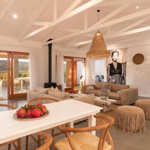 Luxury 4 Sleeper Zebra Cottage
