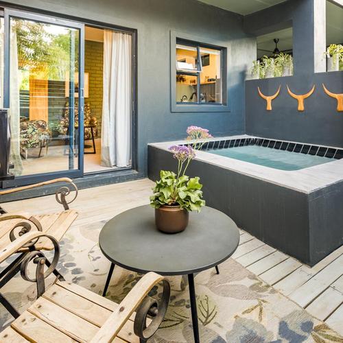 Luxe Studio w Splash Pool