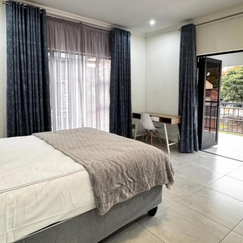Comfort Queen Room with Balcony