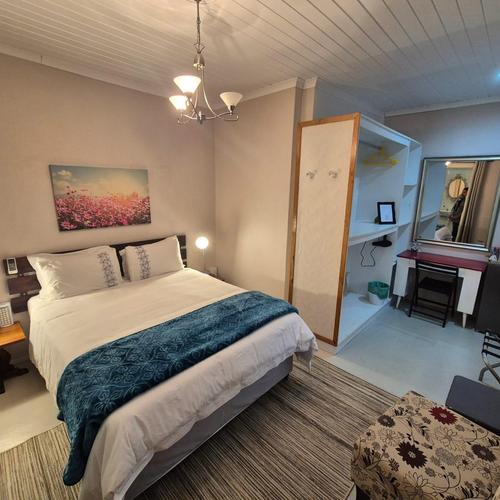 Room 4 On the Square