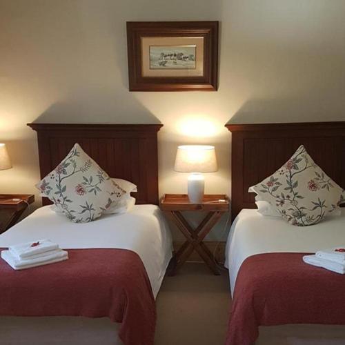Deluxe Twin Suite