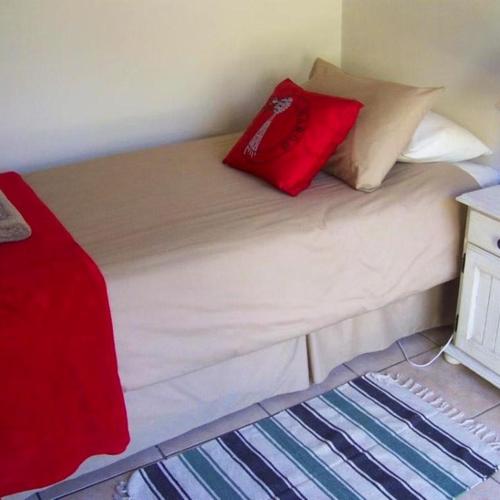 Guest Room - Single
