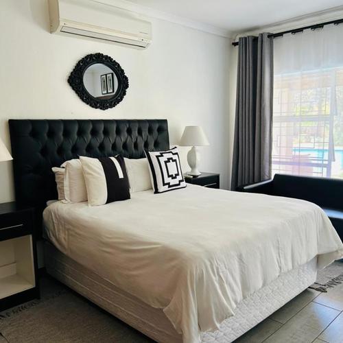 Double Room with Pool View