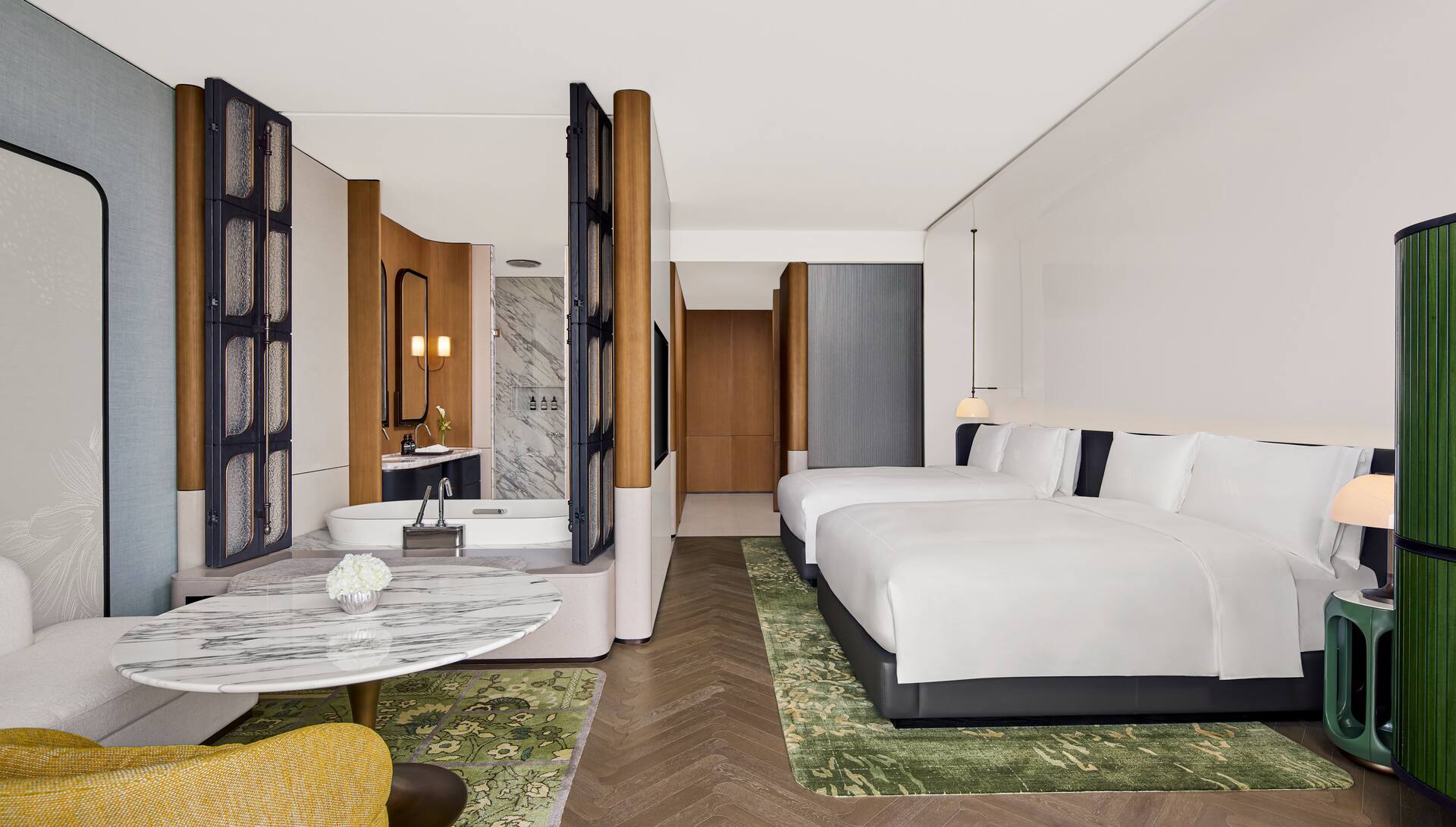 2 Queen Deluxe Room photo 1