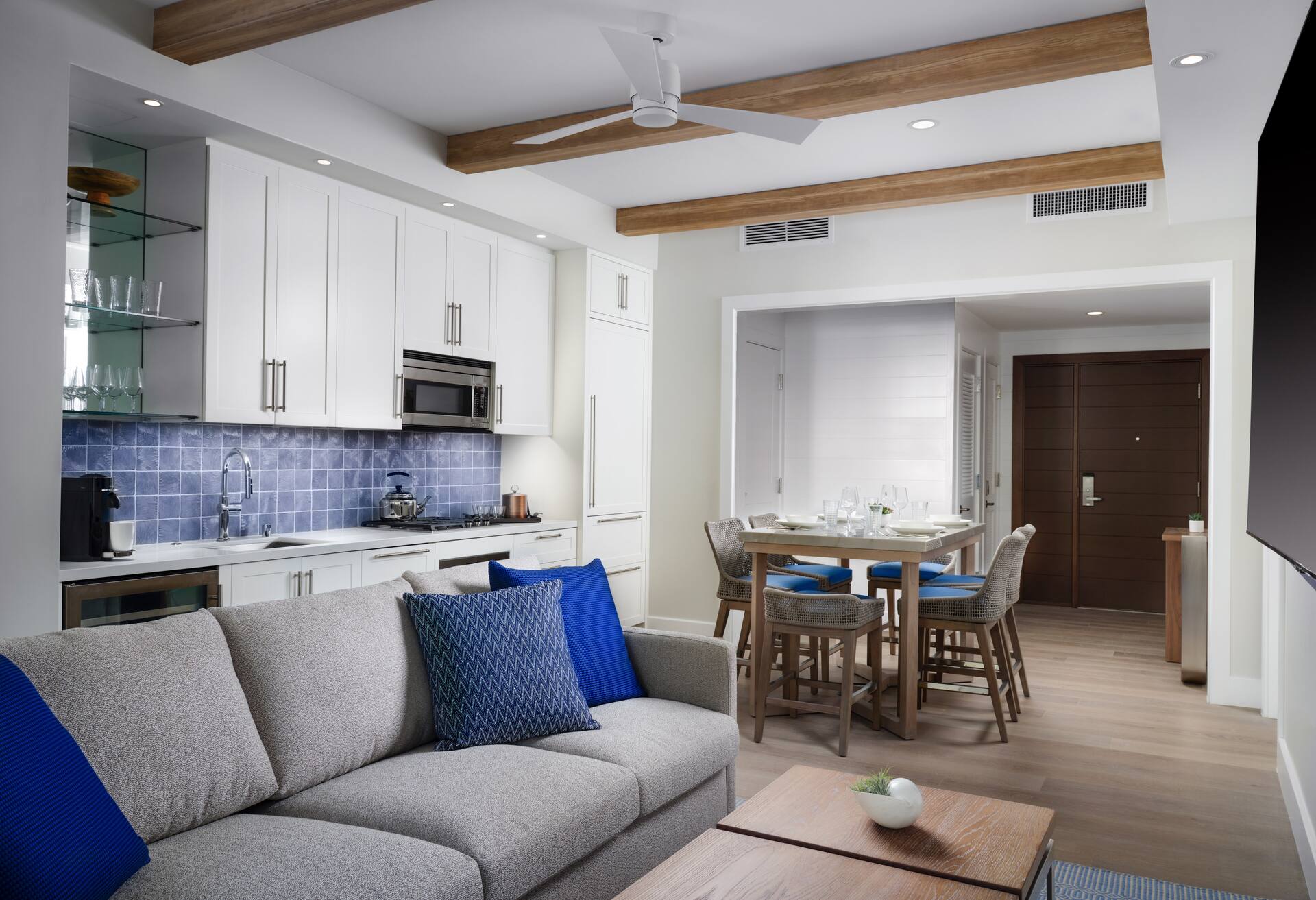 2 Bedroom Oceanview Villa Loft  Mobility Accessible with Roll-in Shower