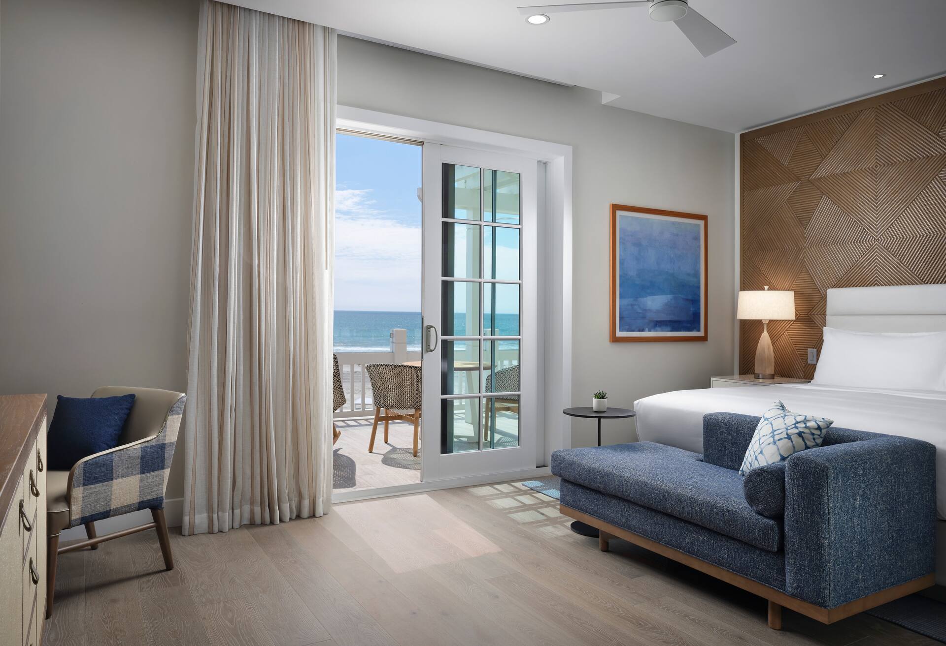 2 Bedroom Oceanview Villa Loft  Mobility Accessible with Roll-in Shower