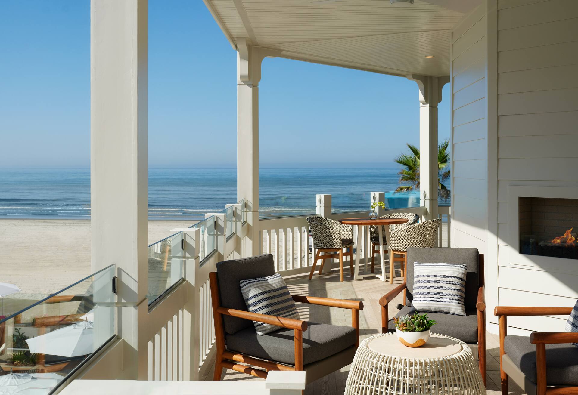 2 Bedroom Oceanview Villa Loft  Mobility Accessible with Roll-in Shower