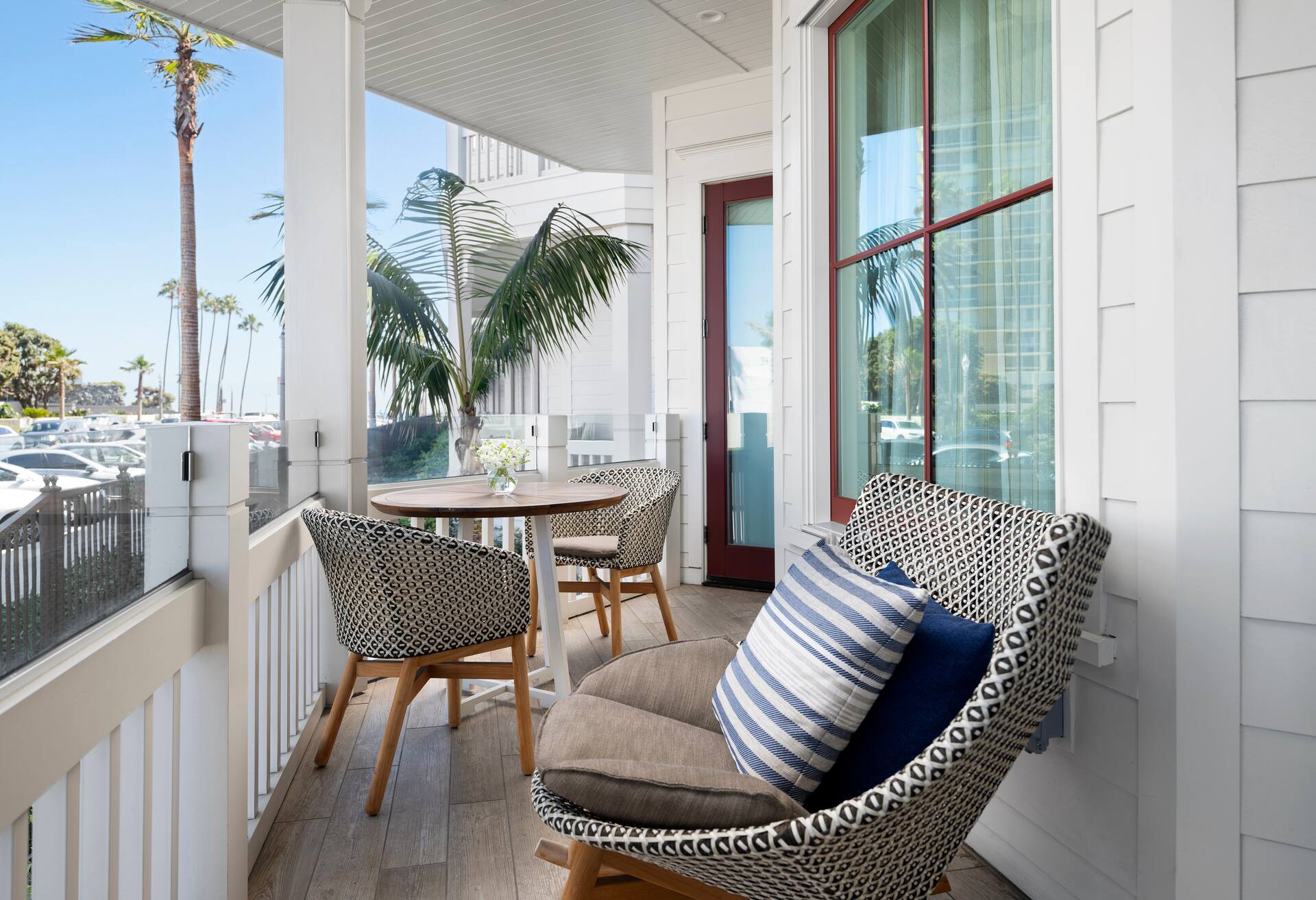 2 Bedroom Partial Oceanview Villa Loft thumbnail 6