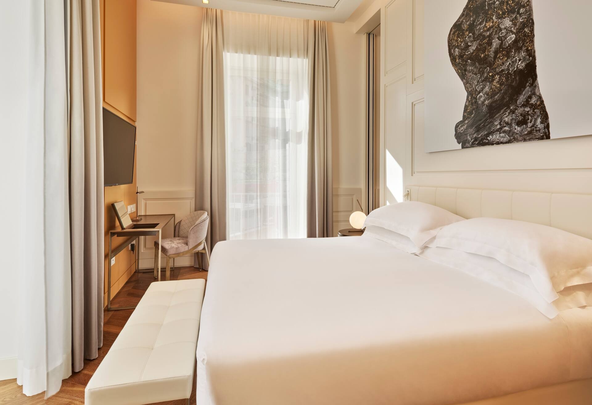 Mito Connecting Suite