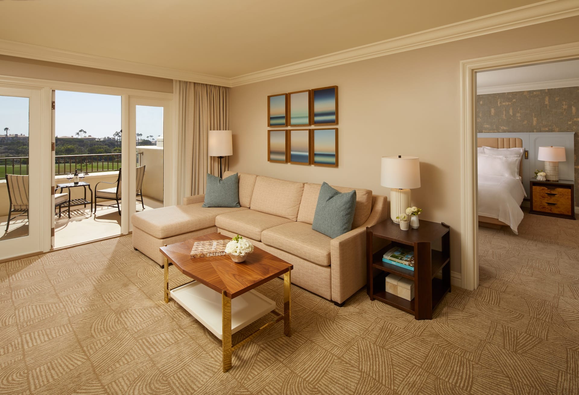 Fireside Suite 1 King Mob/hearing Acc Ri-s