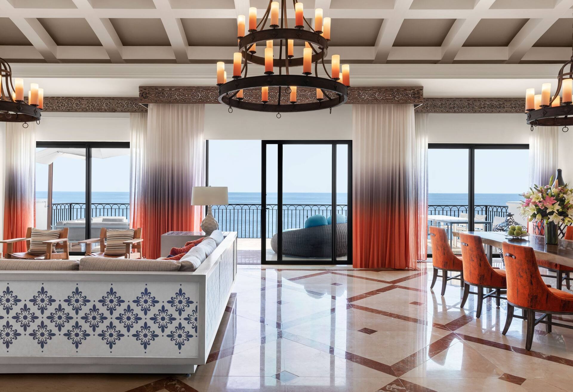Deluxe Oceanfront Queen Room with Two Queen Beds and Balcony thumbnail 5