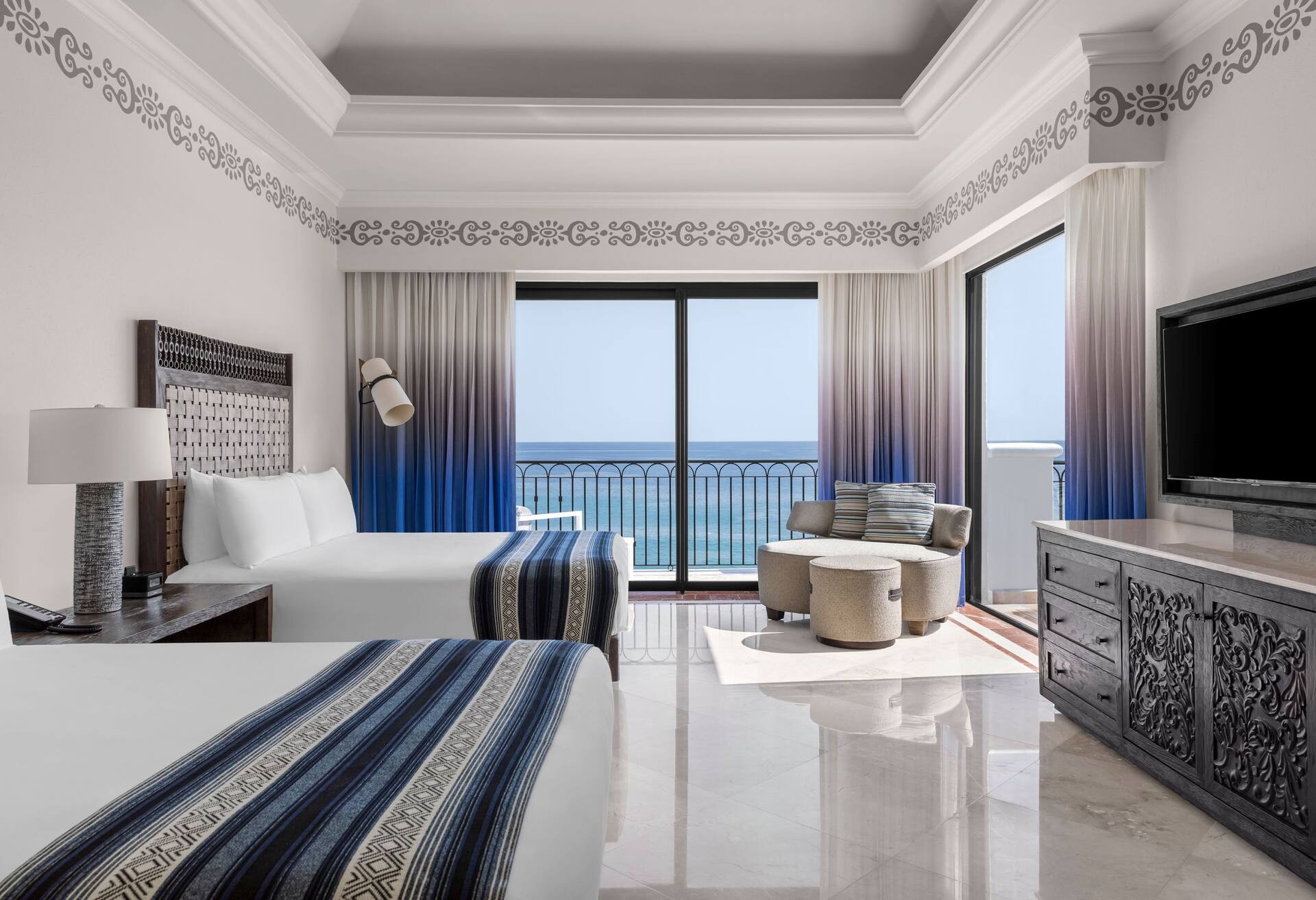 Deluxe Oceanfront Queen Room with Two Queen Beds and Balcony