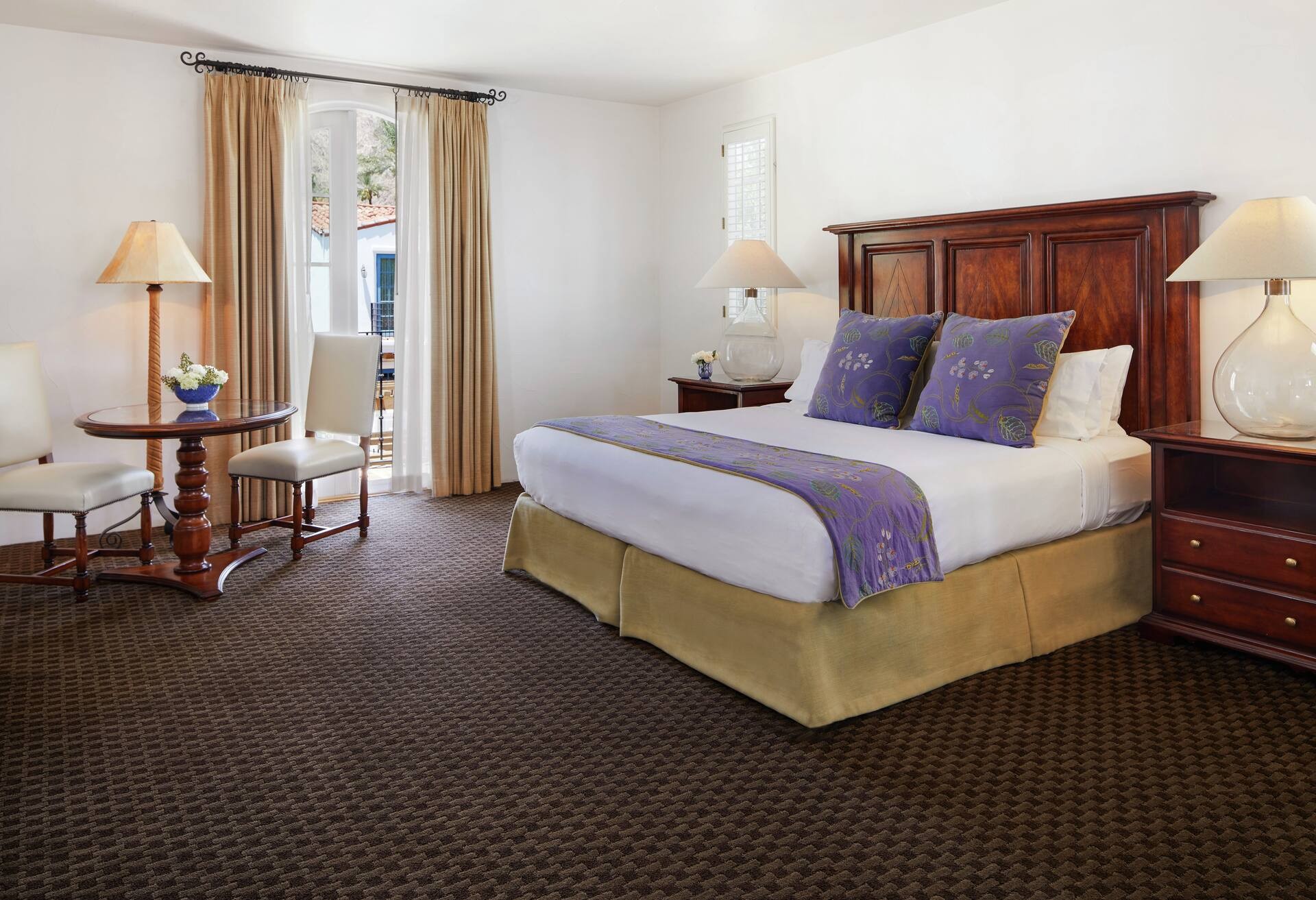 Spa Studio - Balcony/fireplace - 1 King Bed