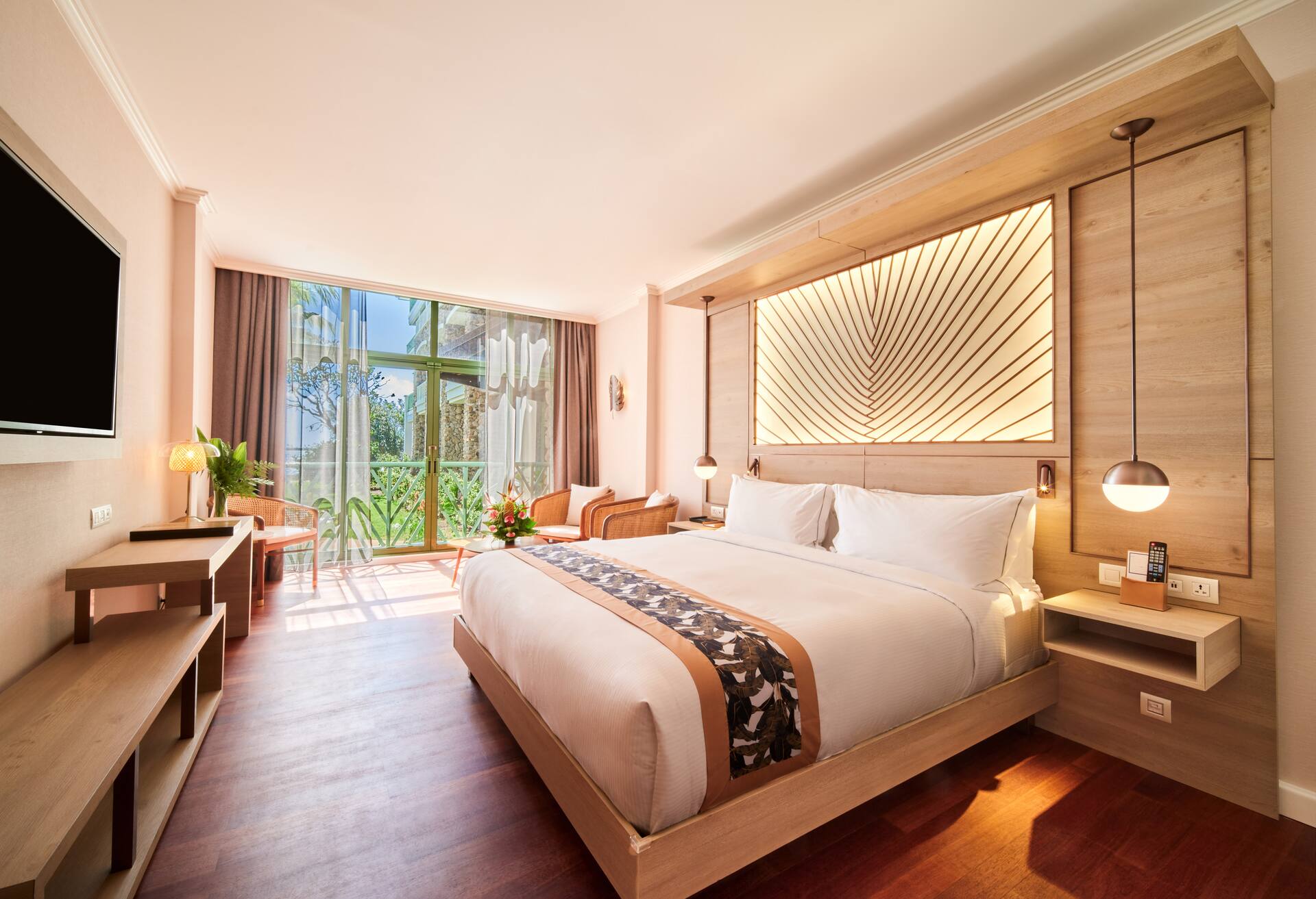 1 King Bed Standard Room
