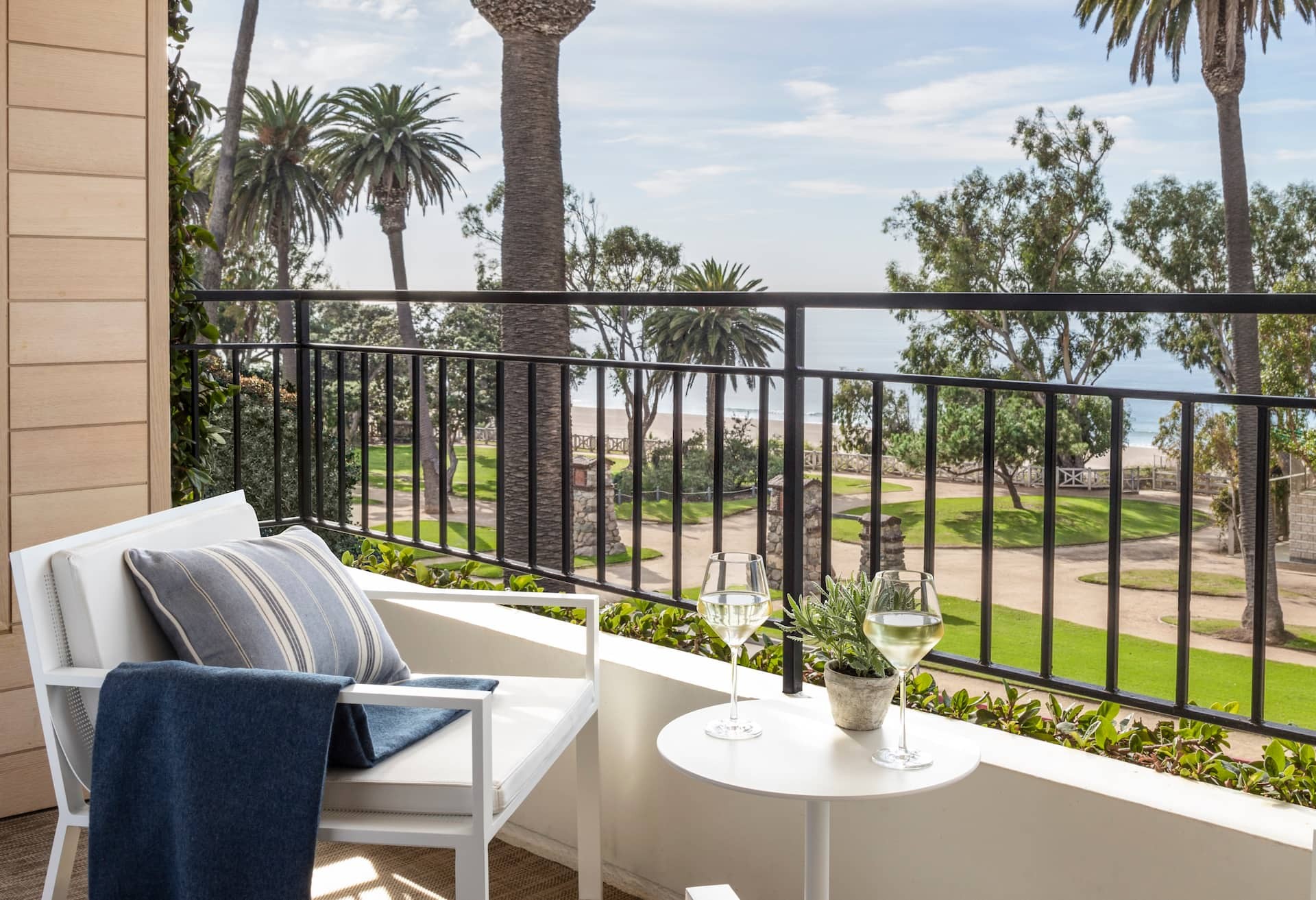 Signature Oceanfront Suite