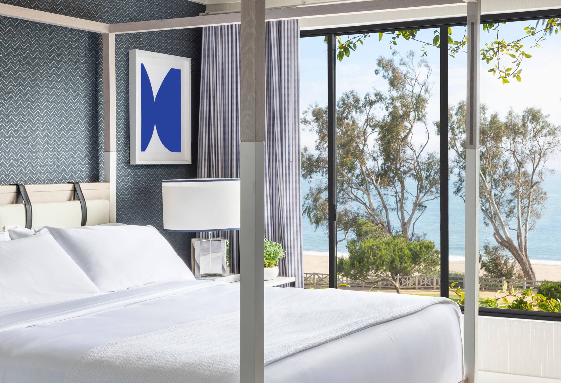 Seaside Oceanfront Suite