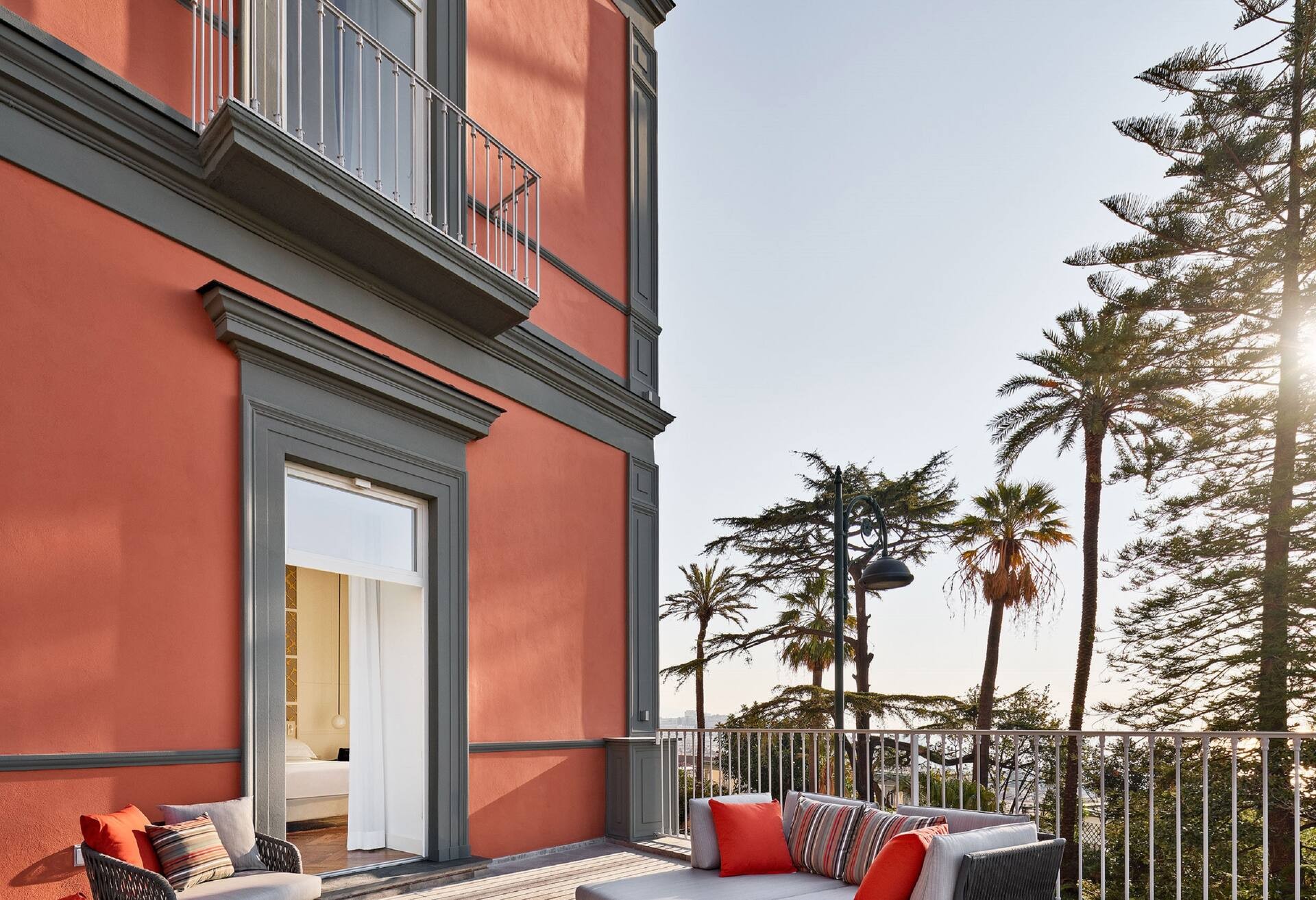 King Superior Guest Room with Terrace