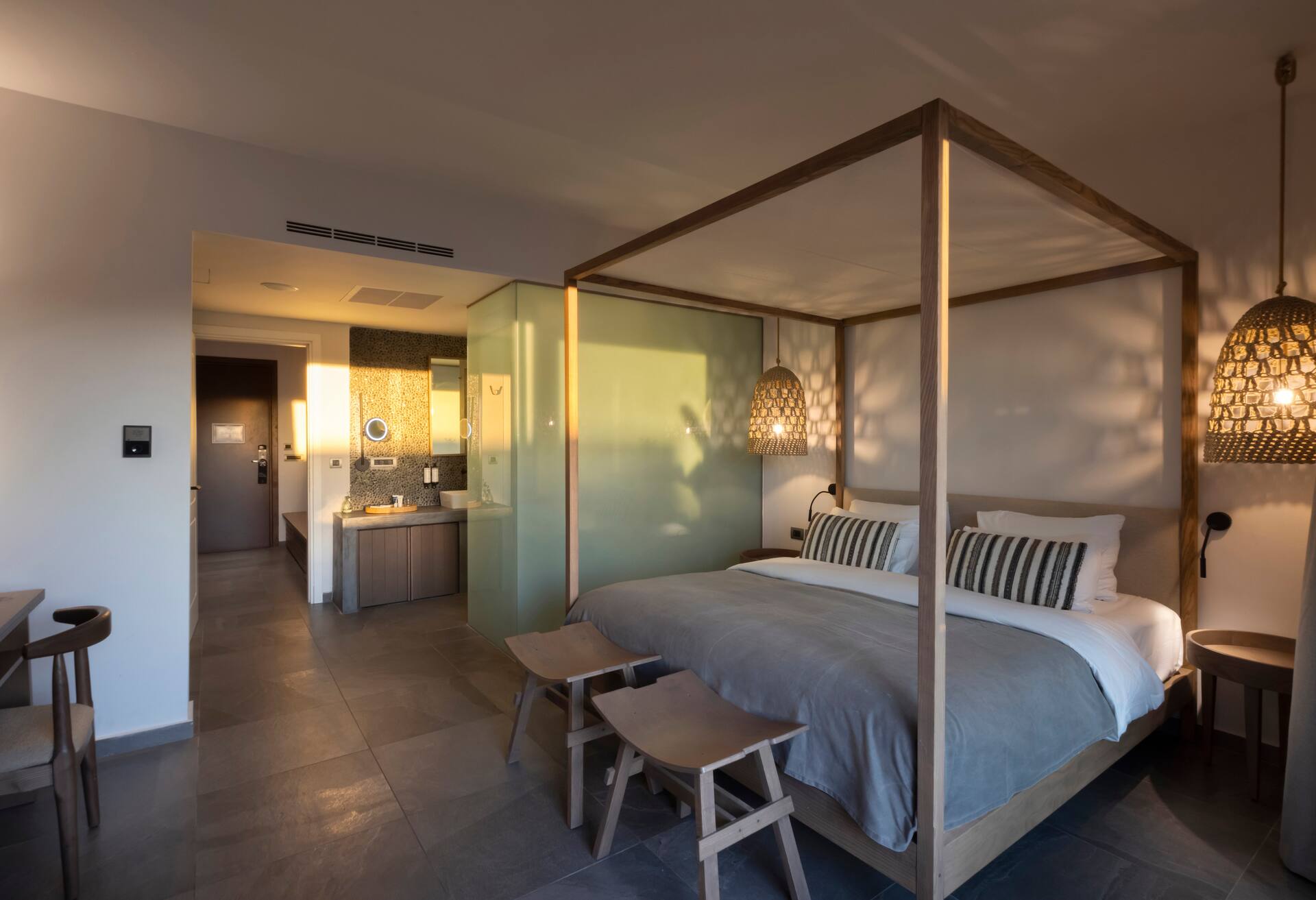 King Tropical Zen Bungalow Suite thumbnail 5